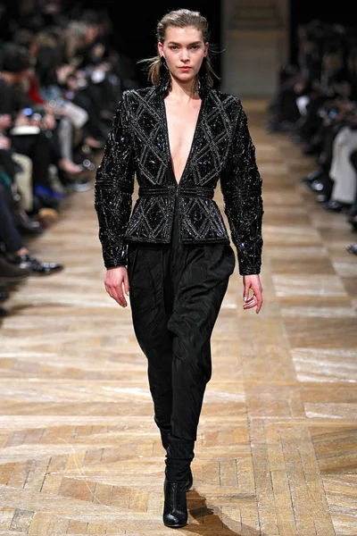 Look 38